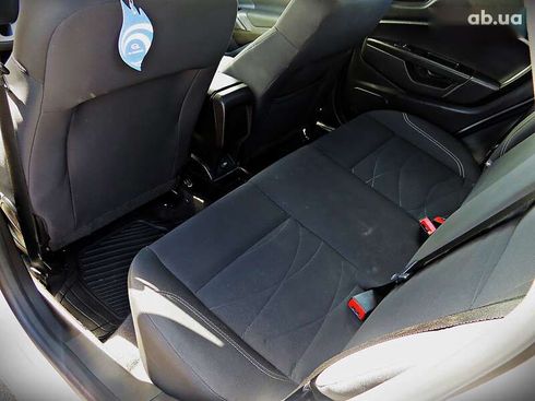 Ford Fiesta 2018 - фото 10