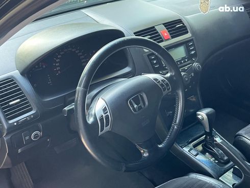 Honda Accord 2004 черный - фото 15