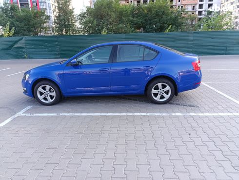 Skoda Octavia 2018 синий - фото 3