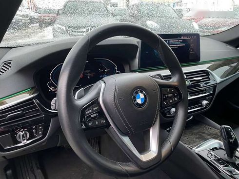 BMW 5 серия 2020 - фото 14