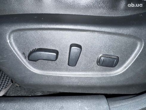 Nissan Rogue 2016 белый - фото 28