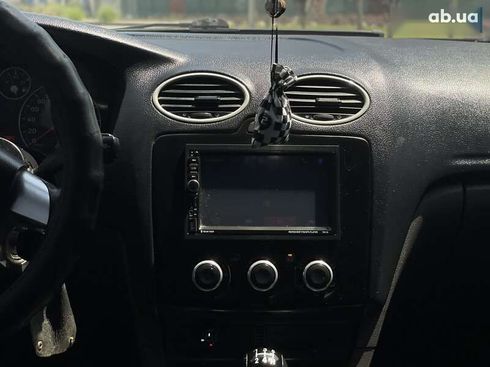 Ford Focus 2007 - фото 18