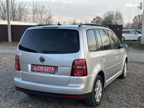 Volkswagen Touran 2008 - фото 19