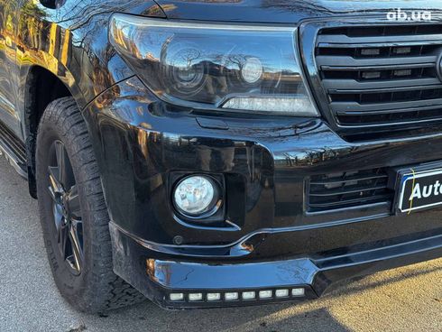 Toyota Land Cruiser 2012 черный - фото 4