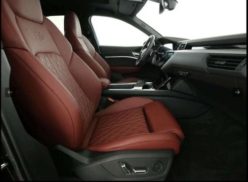 Audi e-tron S 2022 - фото 5
