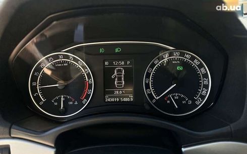 Skoda Octavia 2010 - фото 12
