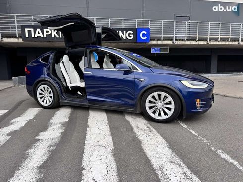 Tesla Model X 2017 - фото 19