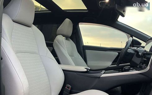 Toyota bZ 2022 - фото 26