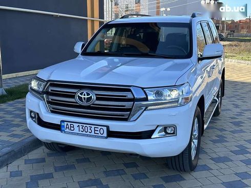 Toyota Land Cruiser 2019 - фото 22