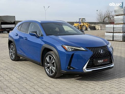 Lexus UX 2020 - фото 12