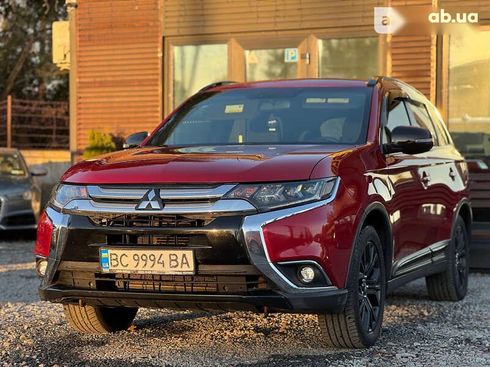 Mitsubishi Outlander 2018 - фото 3