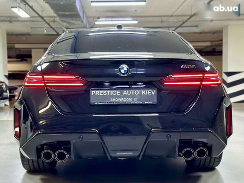 BMW M5 2025 - фото 22