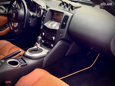 Nissan 370Z 2015 - фото 26