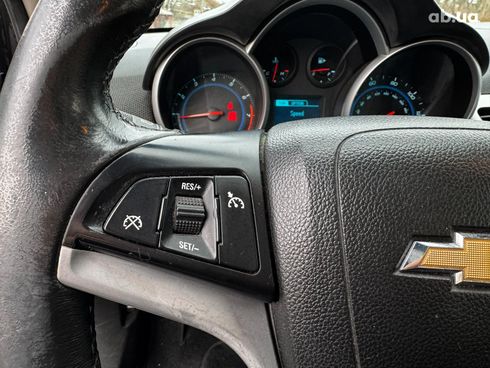 Chevrolet Cruze 2013 серый - фото 16