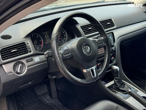 Volkswagen Passat 2014 серый - фото 19