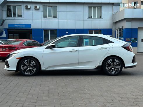Honda Civic 2016 белый - фото 12