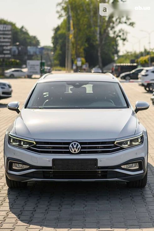 Volkswagen passat alltrack 2019 - фото 17