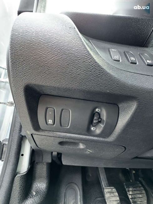 Renault Kangoo 2020 - фото 19
