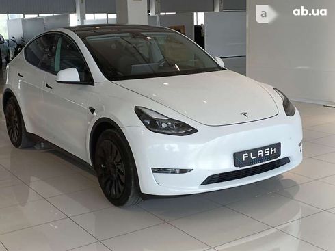 Tesla Model Y 2023 - фото 2