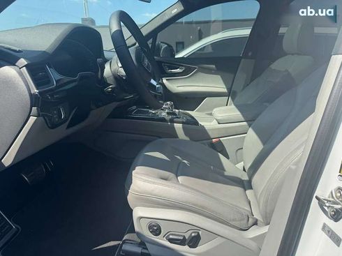 Audi Q7 2017 - фото 10