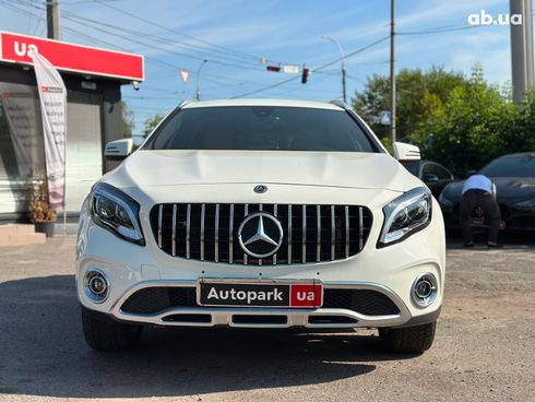 Mercedes-Benz GLA-Класс 2017 белый - фото 2