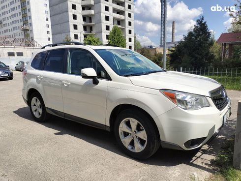 Subaru Forester 2014 белый - фото 9