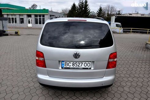 Volkswagen Touran 2004 - фото 8