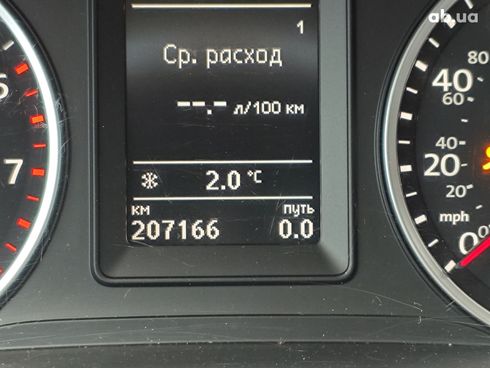 Volkswagen Tiguan 2017 серый - фото 19