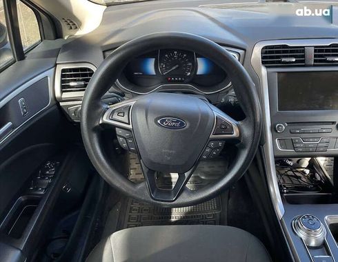 Ford Fusion 2017 - фото 13