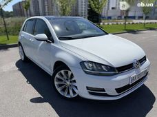 Продаж вживаних Volkswagen Golf 2016 року - купити на Автобазарі