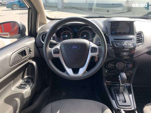 Ford Fiesta 2019 - фото 14