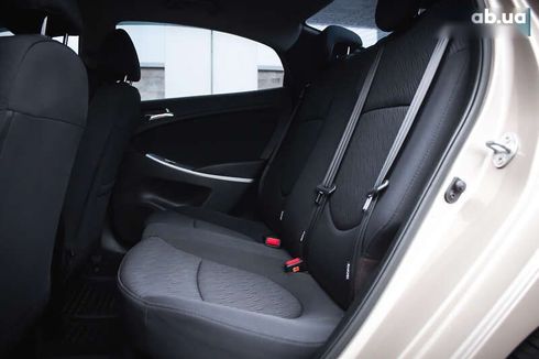 Hyundai Accent 2012 - фото 12