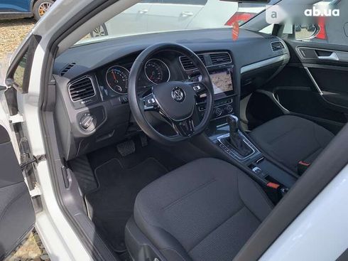 Volkswagen e-Golf 2020 - фото 15