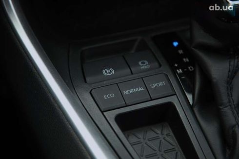 Toyota RAV4 2020 - фото 18