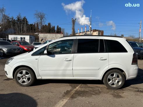 Opel Zafira 2006 белый - фото 6