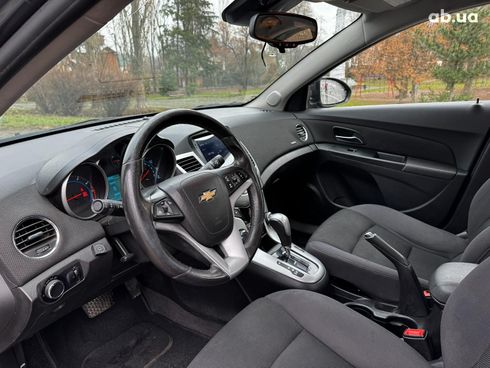 Chevrolet Cruze 2013 серый - фото 13