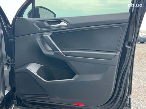 Volkswagen Tiguan 2019 черный - фото 33