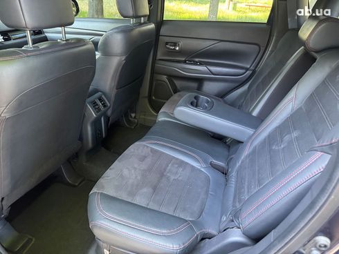 Mitsubishi Outlander 2020 синий - фото 16