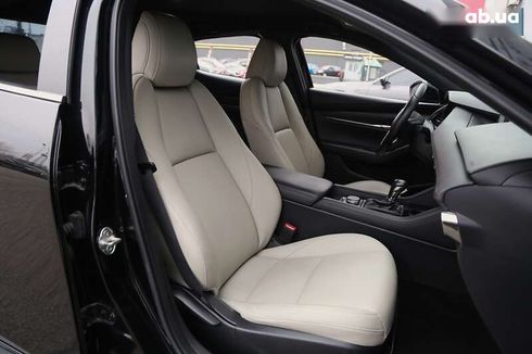 Mazda 3 2019 - фото 12