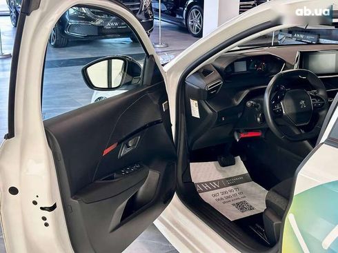 Peugeot e-208 2022 - фото 14
