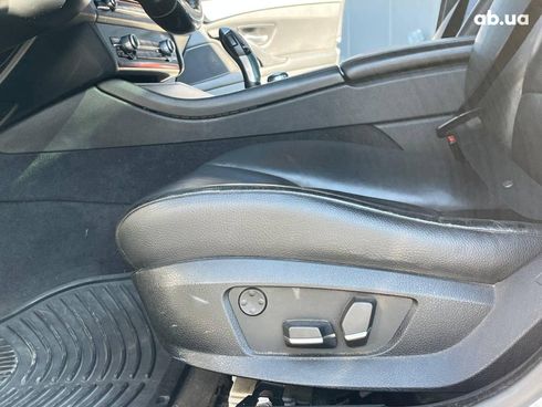 BMW 5 серия 2013 белый - фото 17