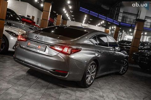 Lexus ES 2019 - фото 5