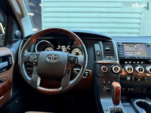 Toyota Sequoia 2021 - фото 24