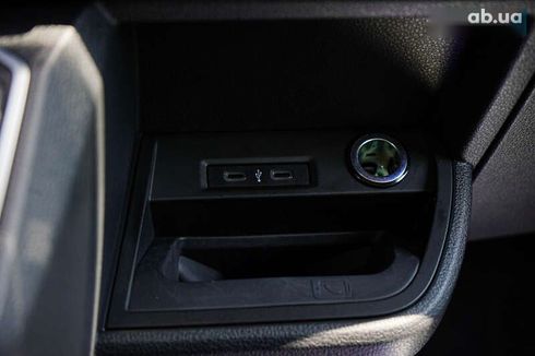 Volkswagen Multivan 2020 - фото 29