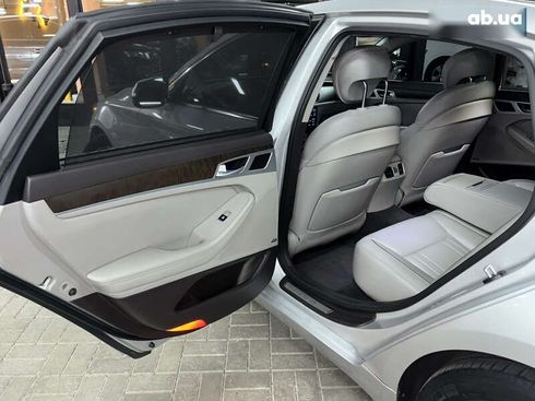 Genesis G80 2016 - фото 25