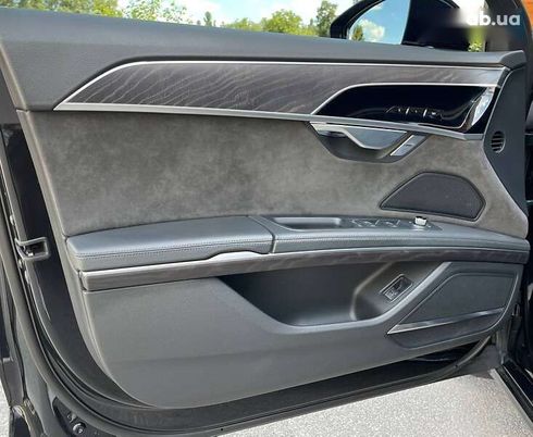 Audi A8 2021 - фото 9