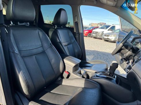Nissan Rogue 2016 серый - фото 41