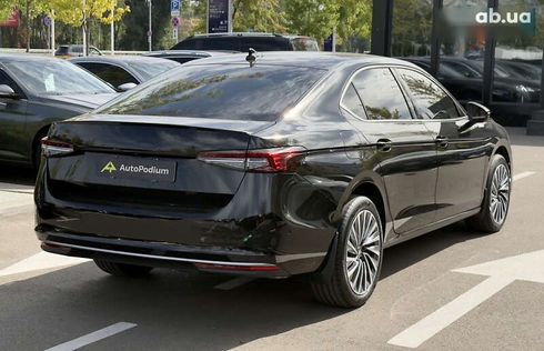 Skoda Superb 2025 - фото 8