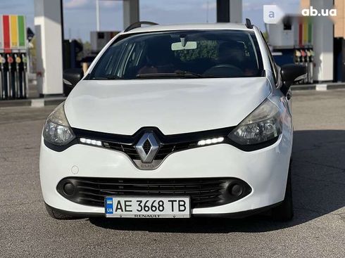 Renault Clio 2014 - фото 12