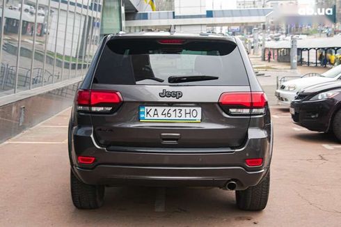 Jeep Grand Cherokee 2017 - фото 8